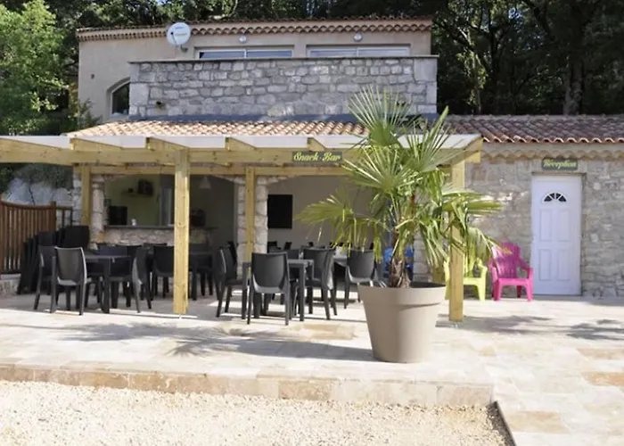 Camping 3 Pièces Avec Terrasse à - Api-1-52-1395